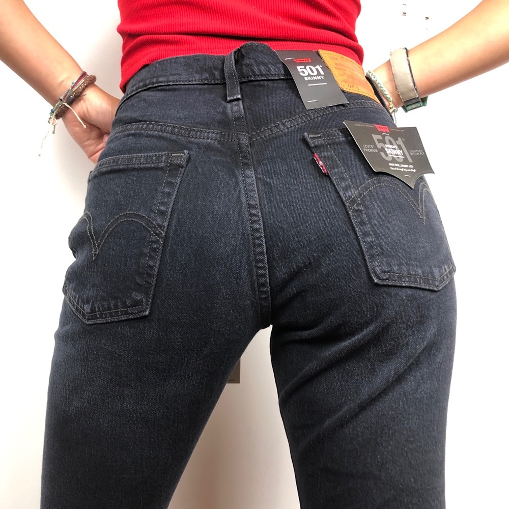 NWT Levi’s 501 High Waist wedgie Skinny fit Jeans - Picture 1 of 7